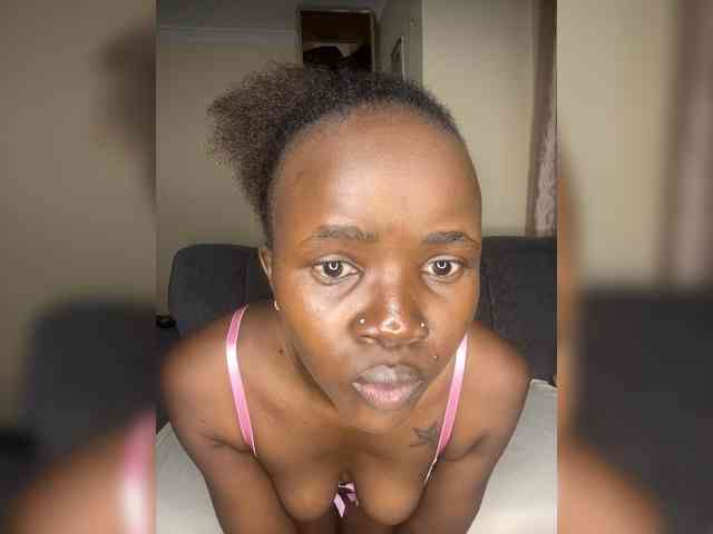 Ebonymistress webcam