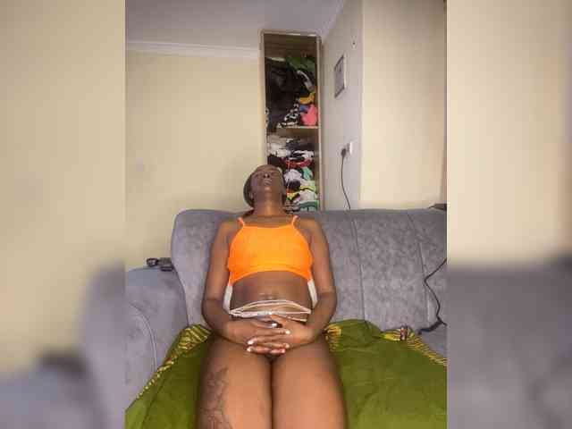 Ebonymistress webcam