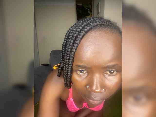Ebonymistress webcam