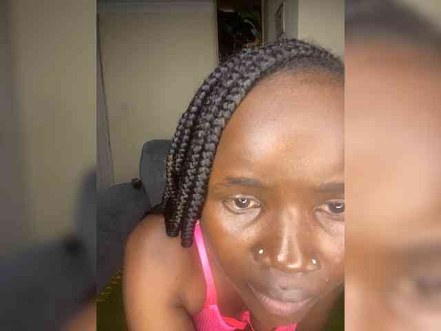 Ebonymistress webcam