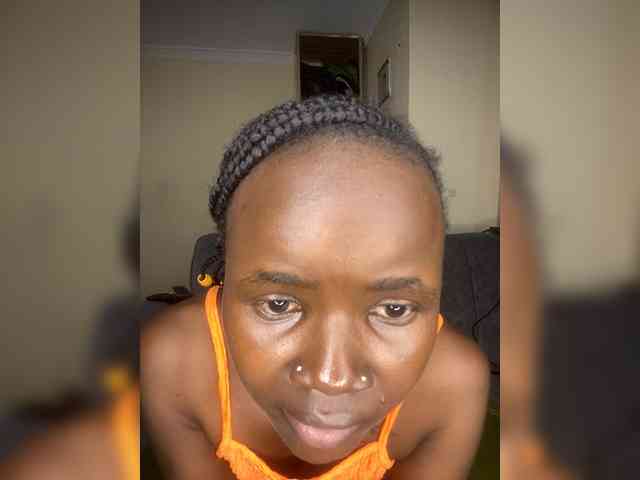 Ebonymistress webcam