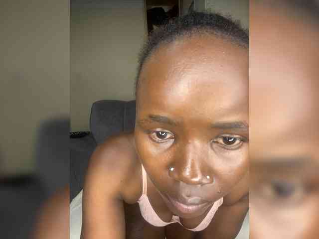 Ebonymistress webcam