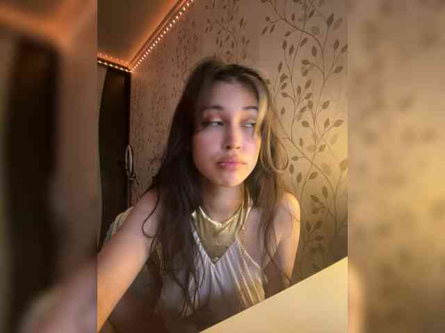 DinaRich webcam