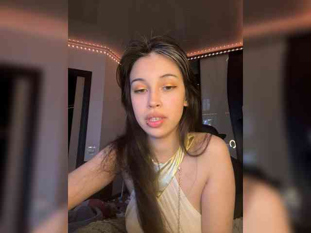 DinaRich webcam
