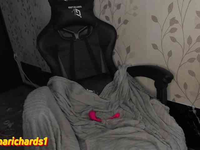 DinaRich webcam