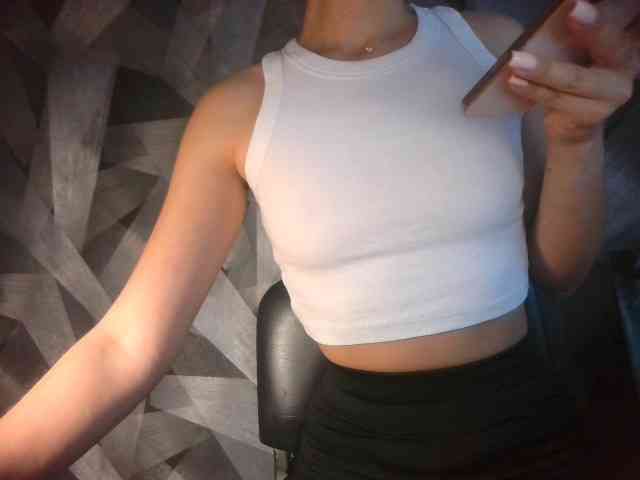 Agent_Oxyevator webcam