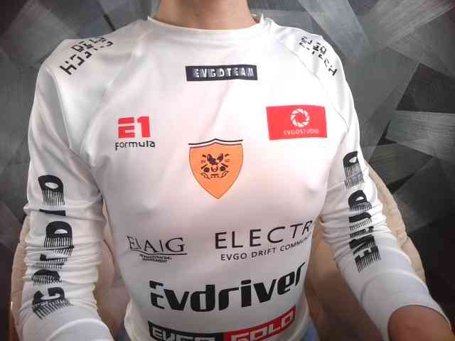 Agent_Oxyevator webcam