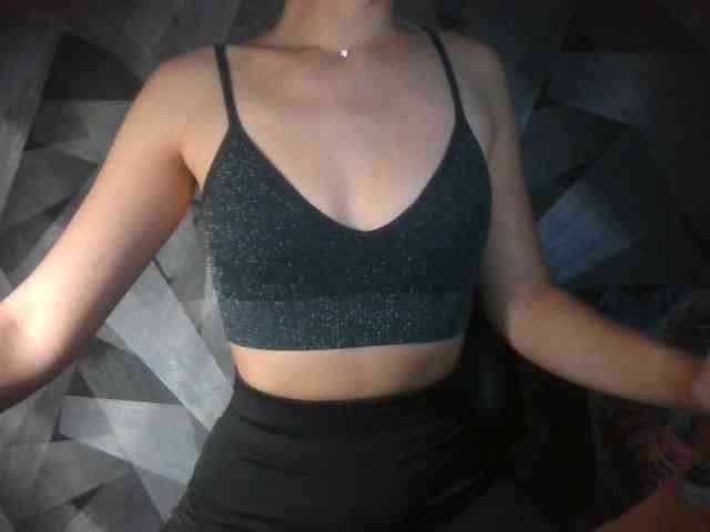 Agent_Oxyevator webcam