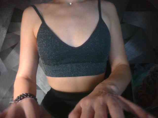 Agent_Oxyevator webcam