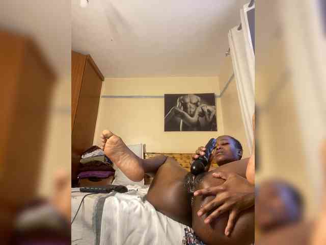 SplasherQueen webcam