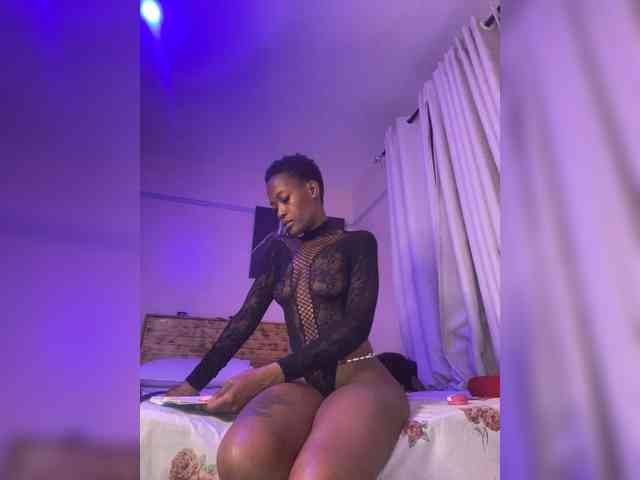SplasherQueen webcam