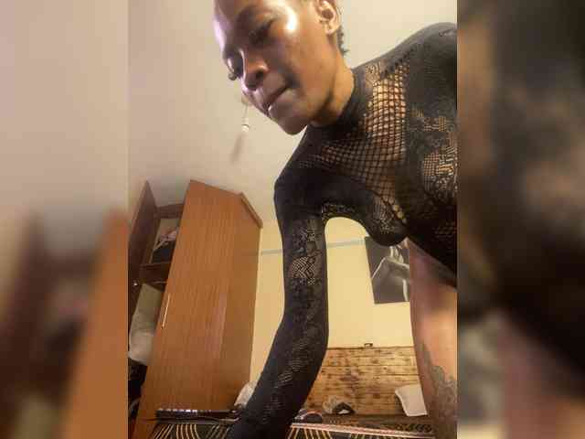 SplasherQueen webcam