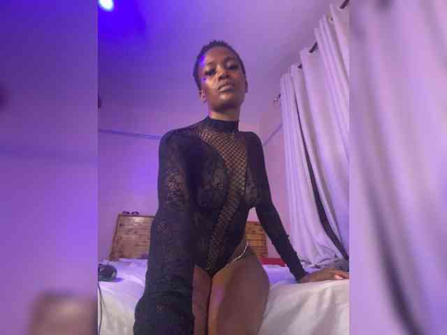 SplasherQueen webcam