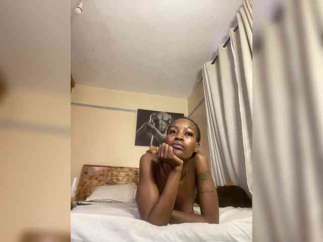 SplasherQueen webcam