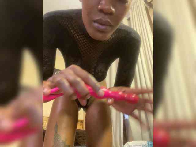 SplasherQueen webcam