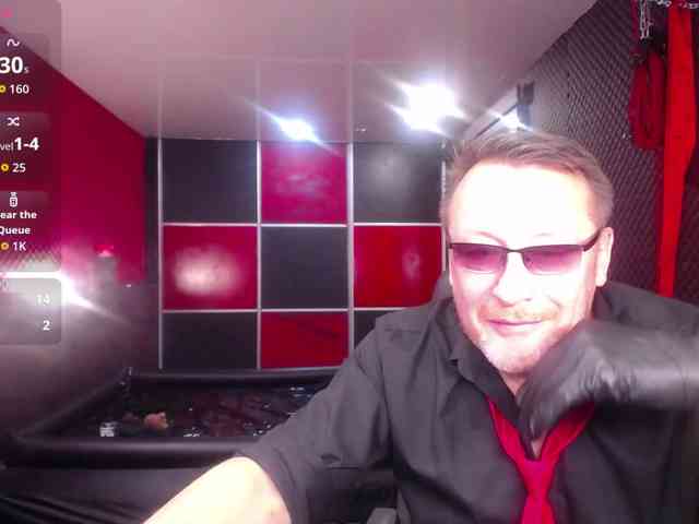 MasterAndMargari... Live Webcam on BongaCams