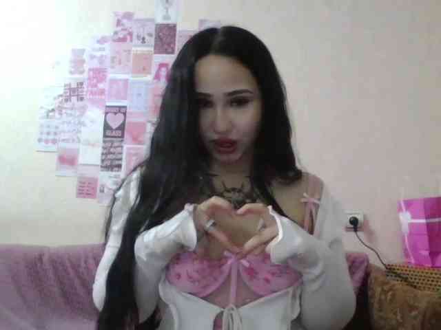 HalinaMogg webcam