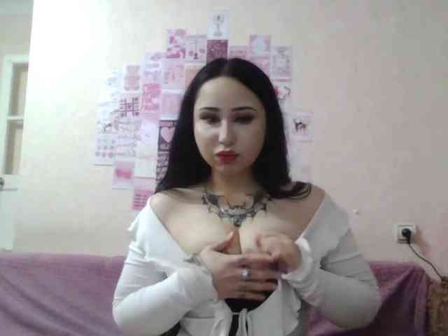 HalinaMogg webcam