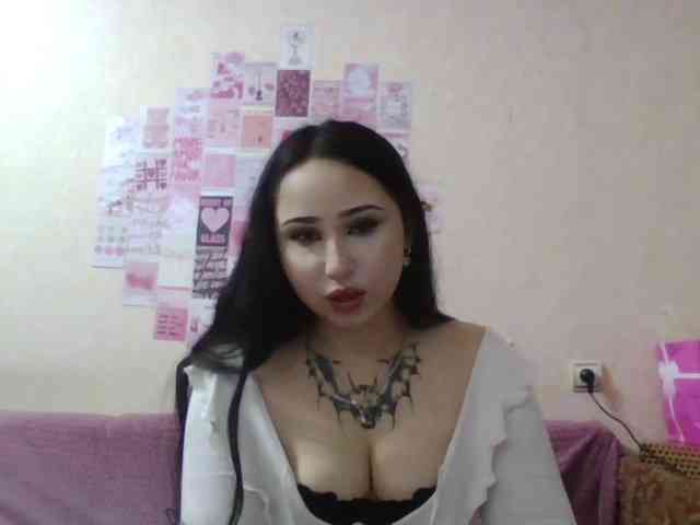 HalinaMogg webcam