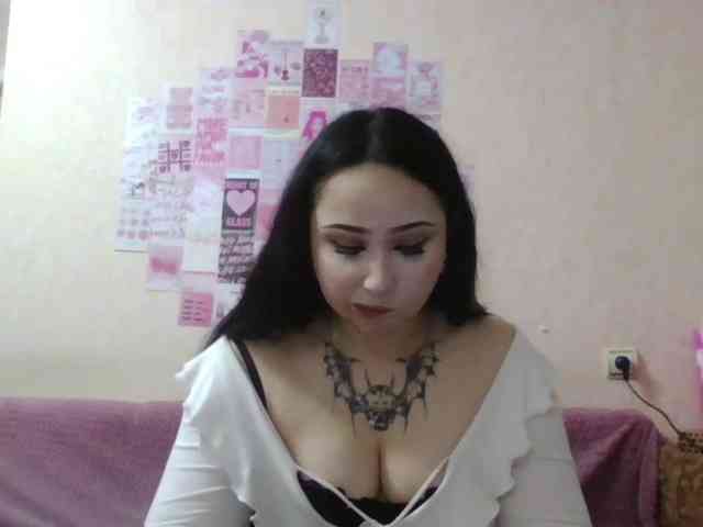HalinaMogg webcam