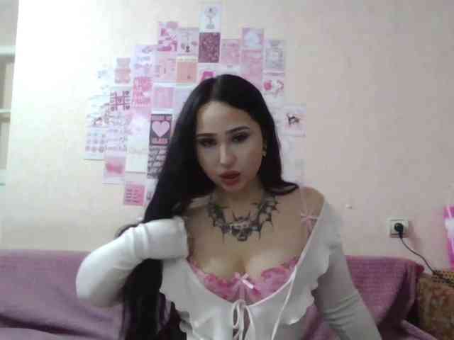 HalinaMogg webcam
