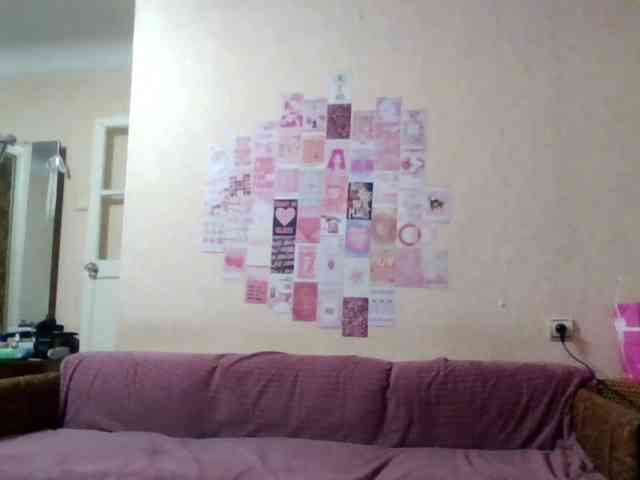 HalinaMogg webcam