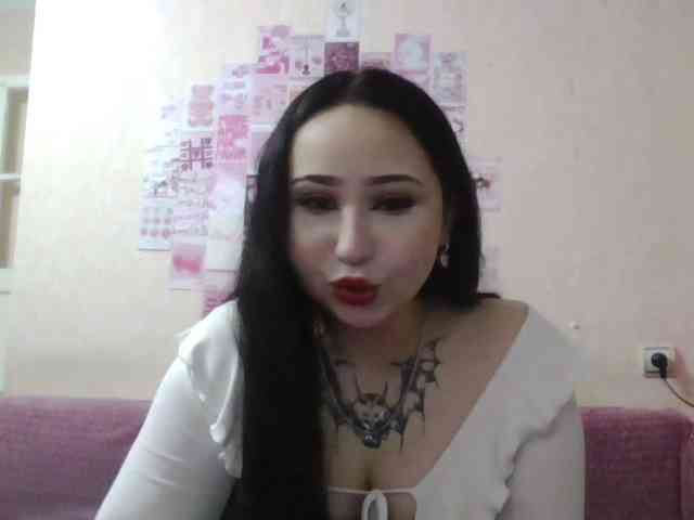 HalinaMogg webcam
