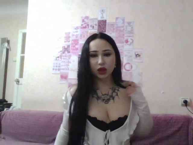 HalinaMogg webcam