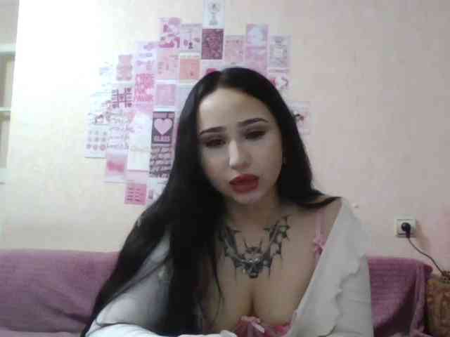HalinaMogg webcam