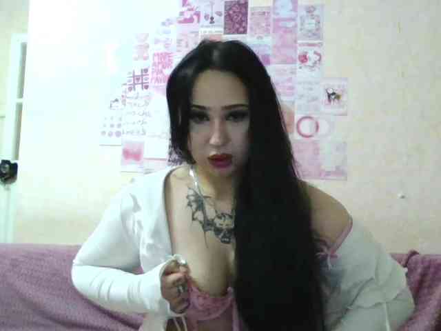 HalinaMogg webcam