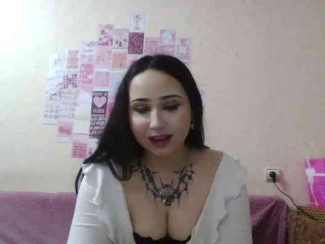 HalinaMogg webcam