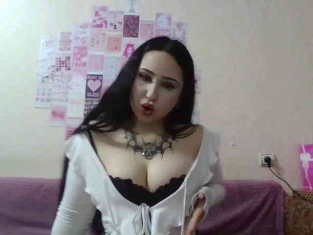 HalinaMogg webcam