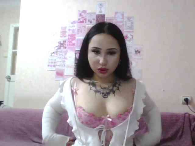 HalinaMogg webcam