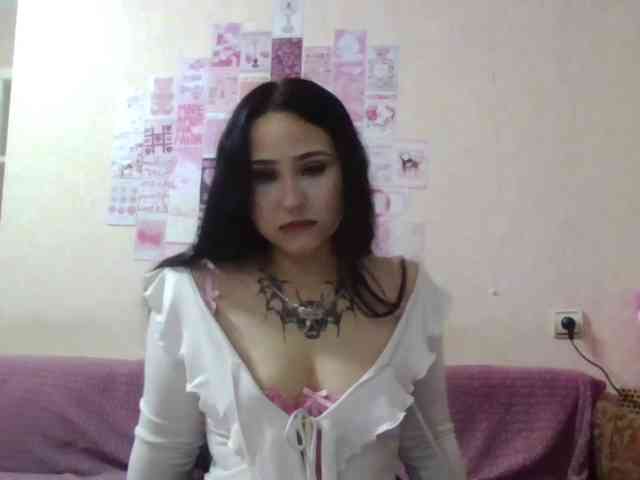 HalinaMogg webcam