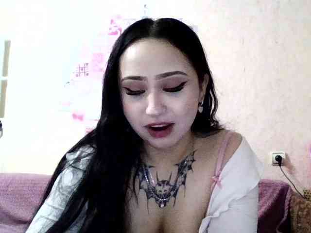 HalinaMogg webcam