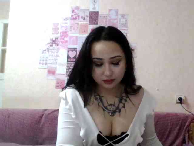 HalinaMogg webcam