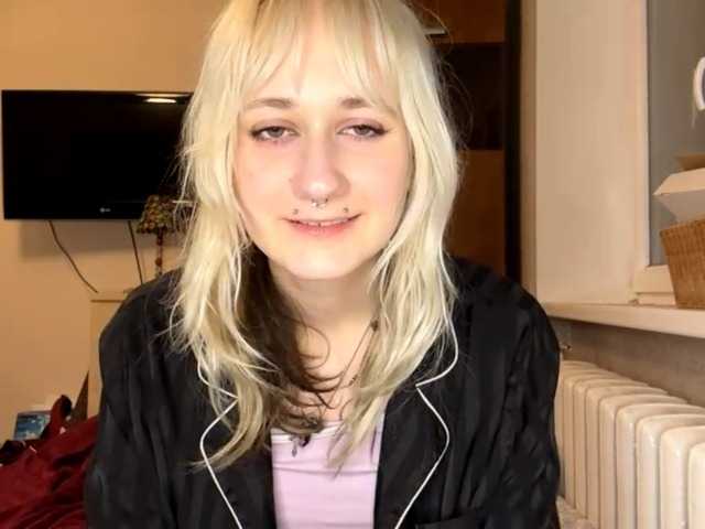 MaryjaneMacdougal webcam