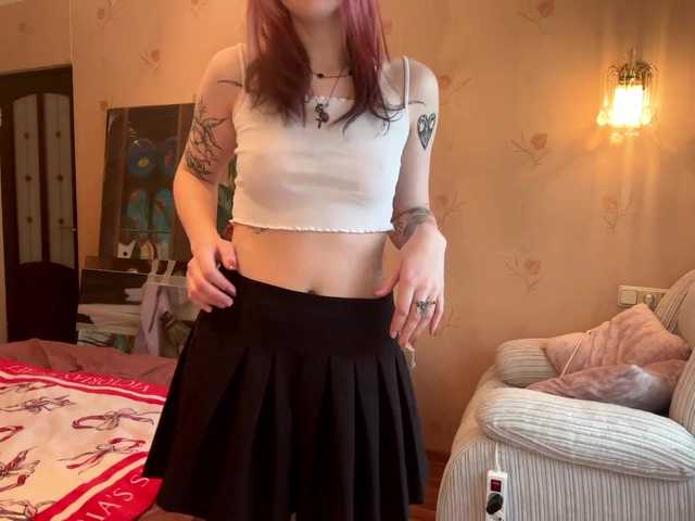 MaryjaneMacdougal's BongaCams show and profile