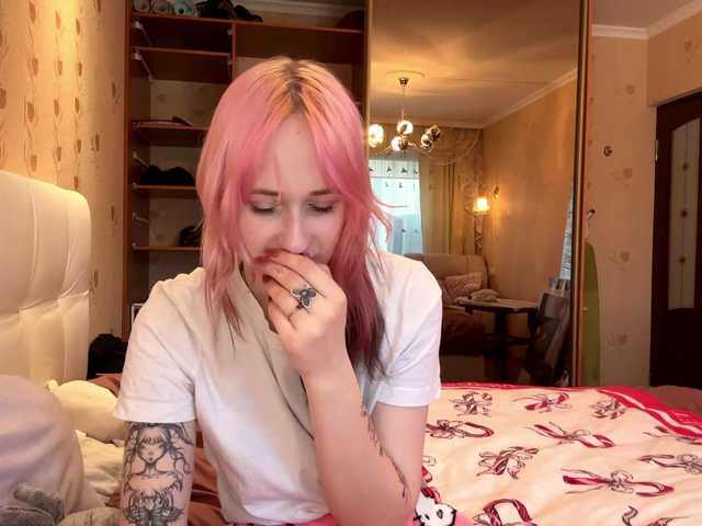 MaryjaneMacdougal webcam