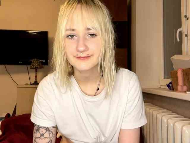 MaryjaneMacdougal webcam