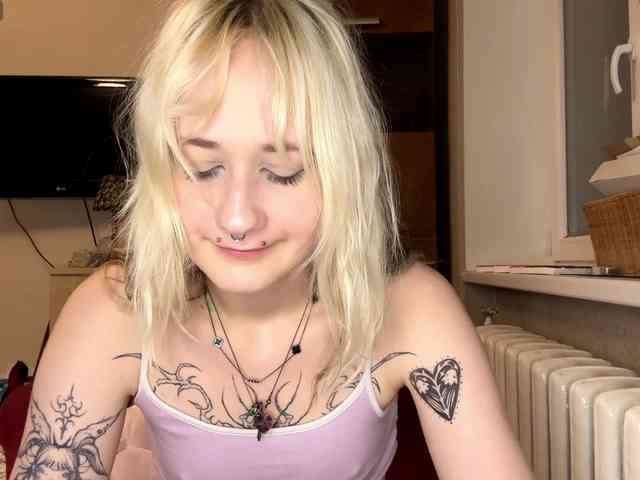 MaryjaneMacdougal MaryjaneMacdougal