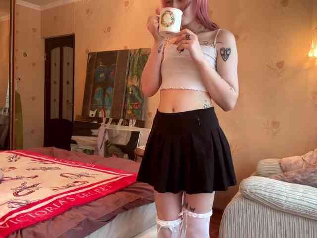 MaryjaneMacdougal webcam