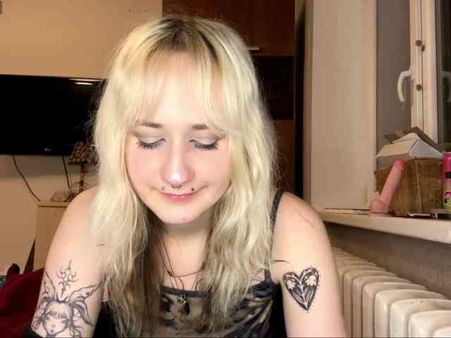 MaryjaneMacdougal MaryjaneMacdougal