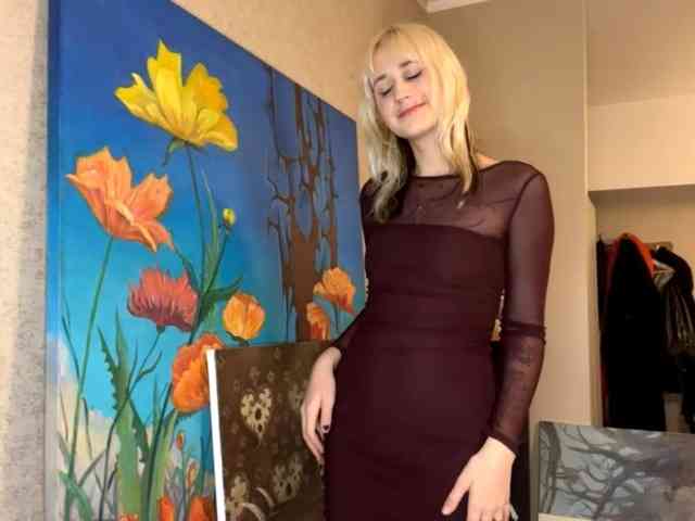 MaryjaneMacdougal webcam