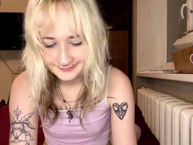 MaryjaneMacdougal MaryjaneMacdougal