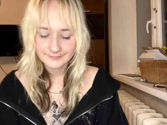 MaryjaneMacdougal MaryjaneMacdougal