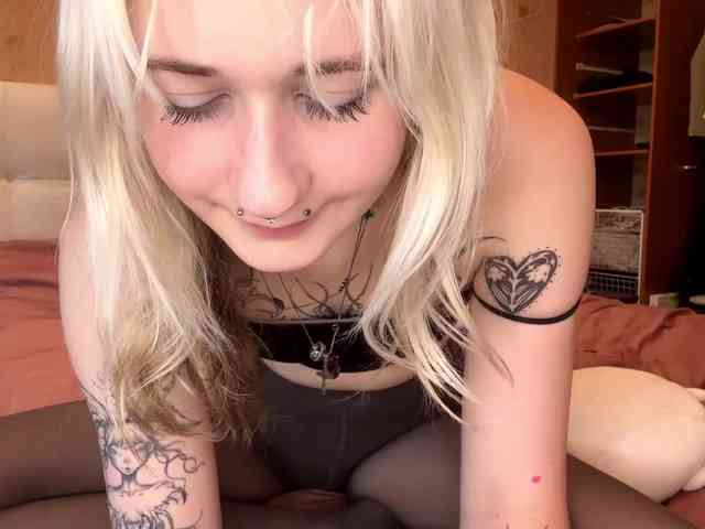 MaryjaneMacdougal MaryjaneMacdougal