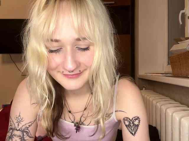 MaryjaneMacdougal MaryjaneMacdougal