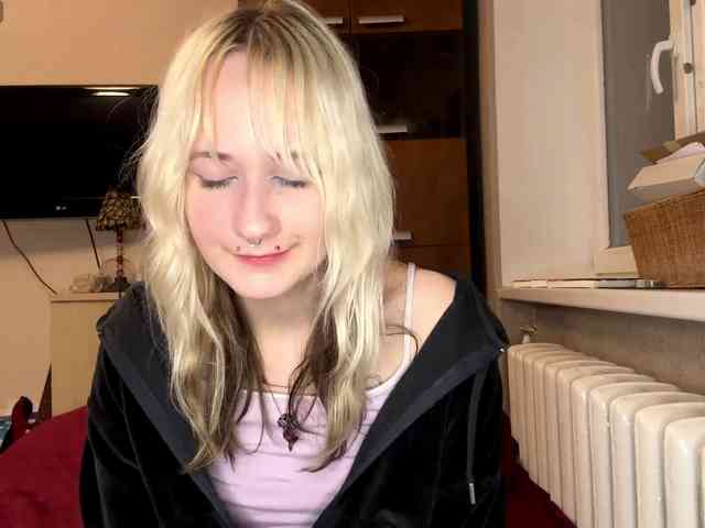 MaryjaneMacdougal MaryjaneMacdougal