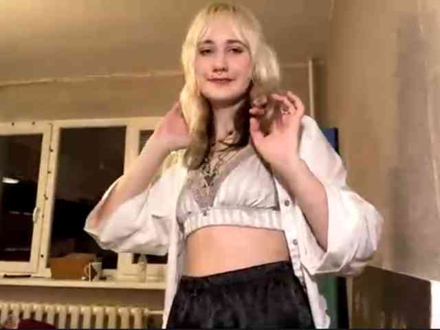 MaryjaneMacdougal webcam